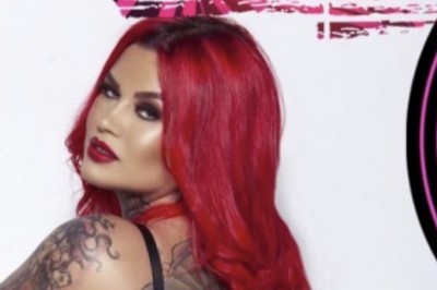 Sabien DeMonia Garners Cam Award Nom from 2022 XBIZ Cam Awards