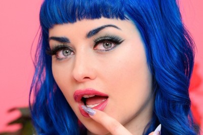 Jewelz Blu Gets Her Hookup Hotshot Initiation