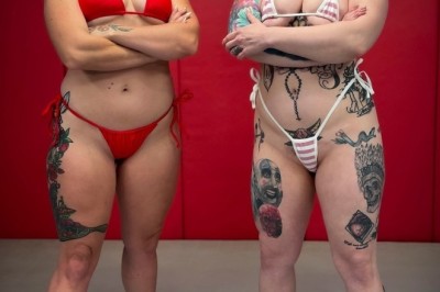 The Booby Hunter Flexes to Looking Glass on Evolved Fights Lez