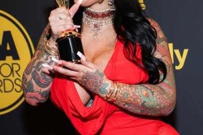 Connie Perignon Wins 1st XMA Creator Award